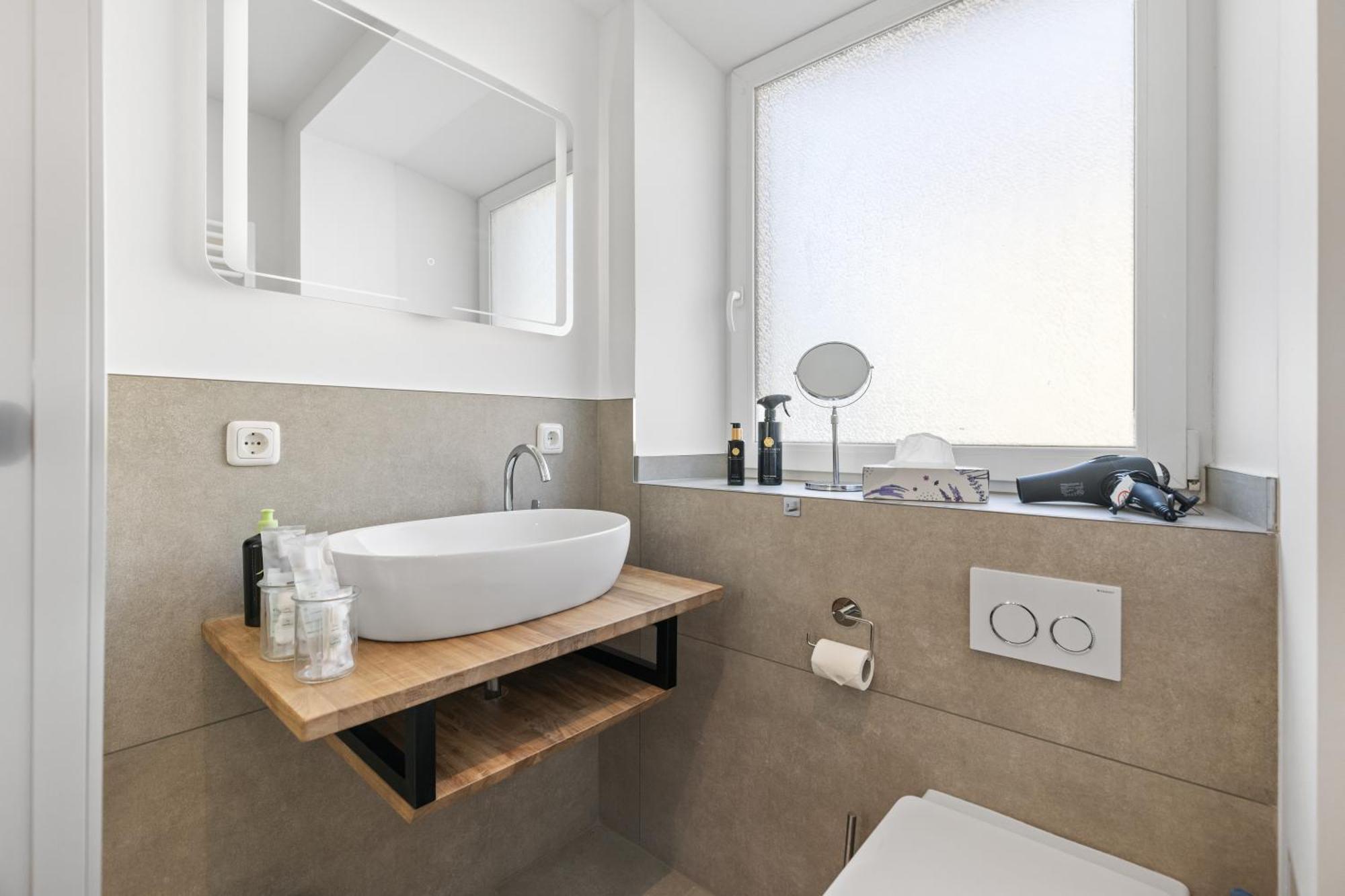 Ma Suite - High-Quality New Apartment アウグスブルク エクステリア 写真